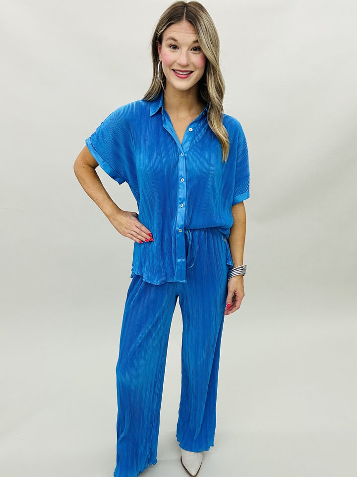 The Nicholas Set in 3 Colors