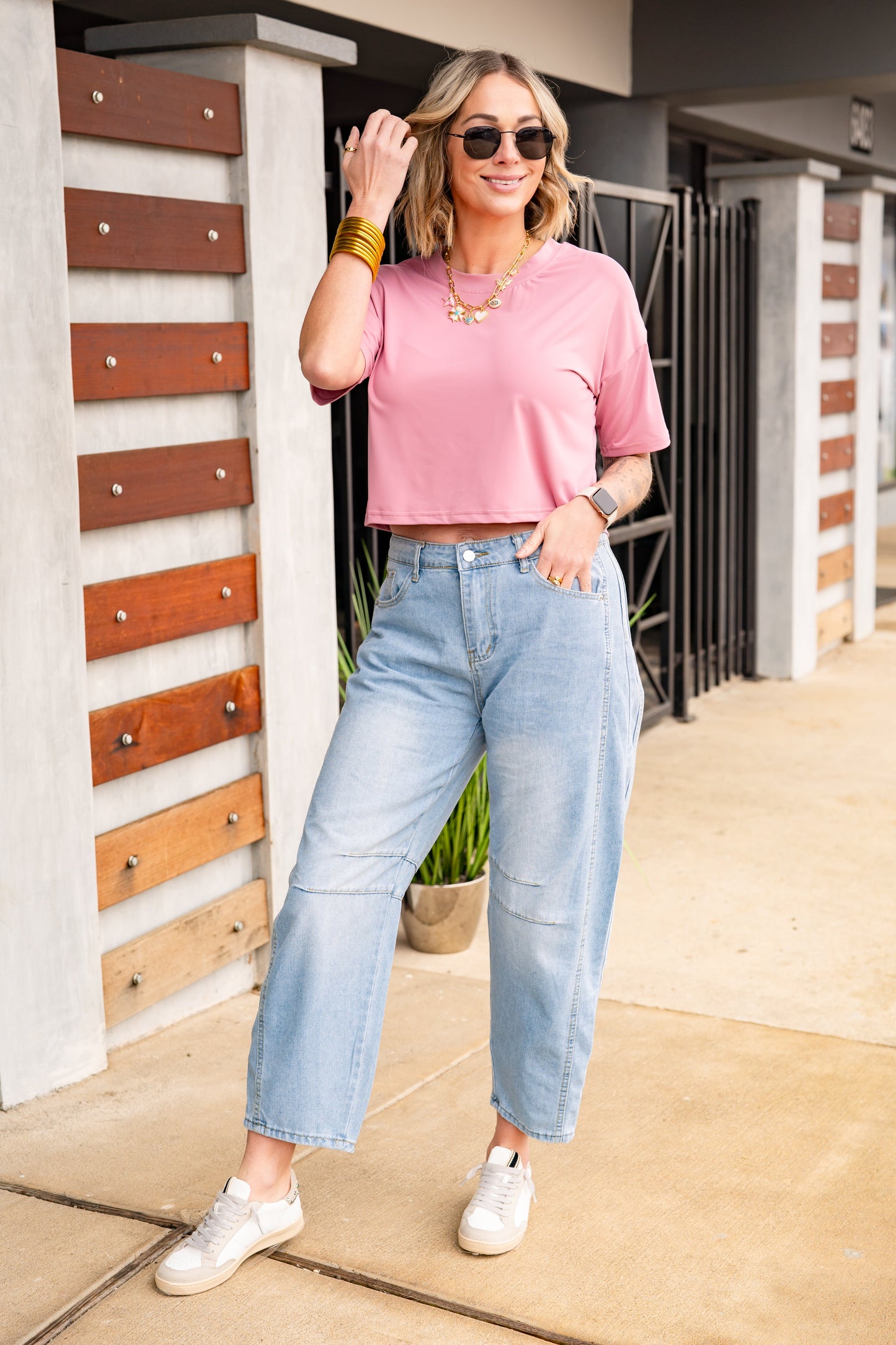 The Buckley Barrel Jeans in Light