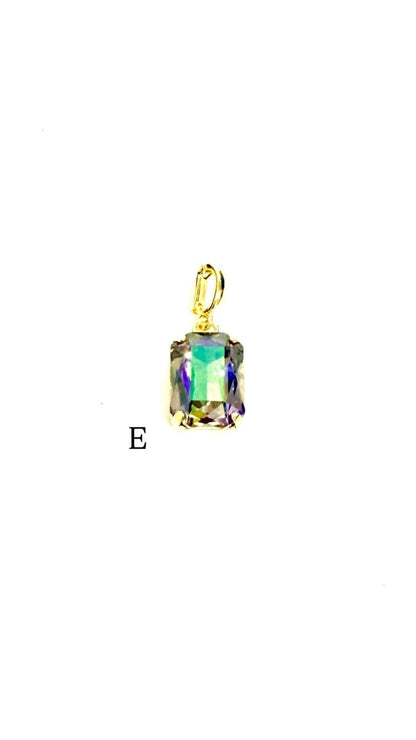 The Magic Mini Queen Charm