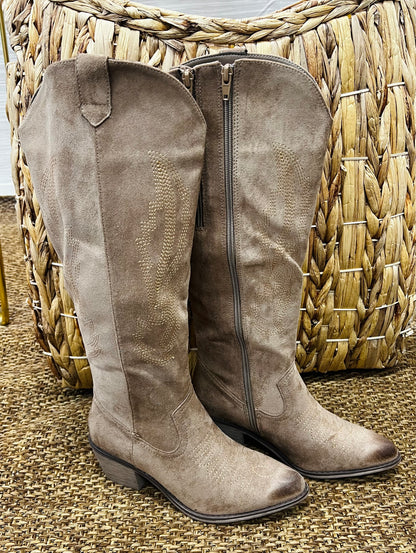 The Wilder Boots in 6 Colors