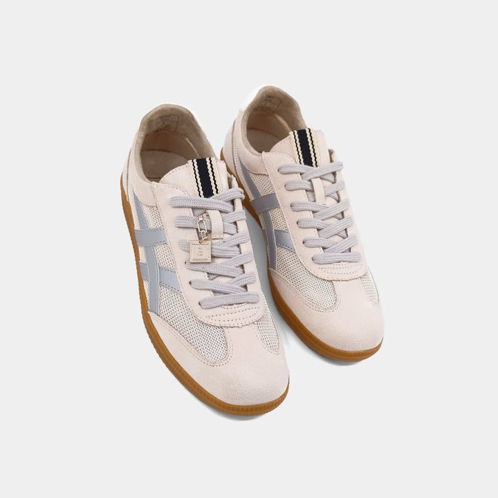 The Beige Sasha Sneaks