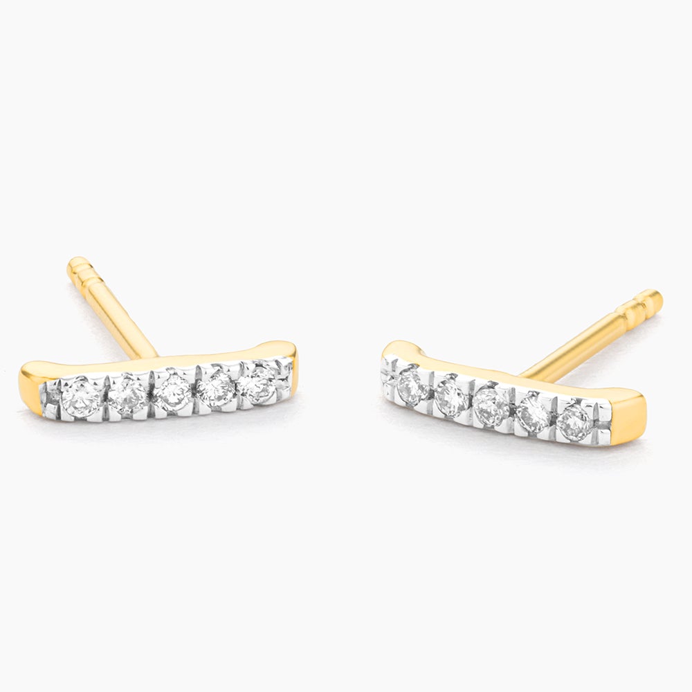 ES Ama Stud Earrings