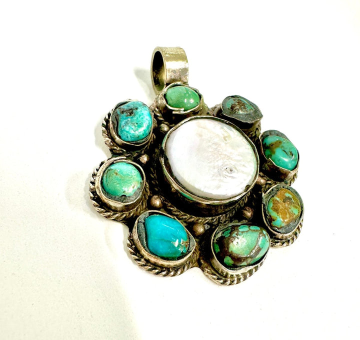 The Flower Pendant with Multi Stones