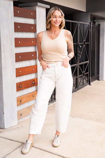 The Buckley Barrel Jeans in Cream
