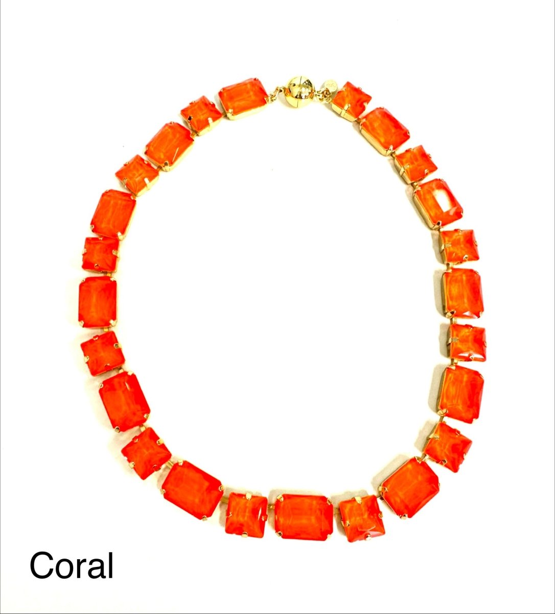 The Magic Queen Necklace