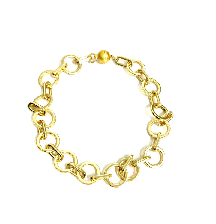 The Matte Circle Charm Magic Necklace