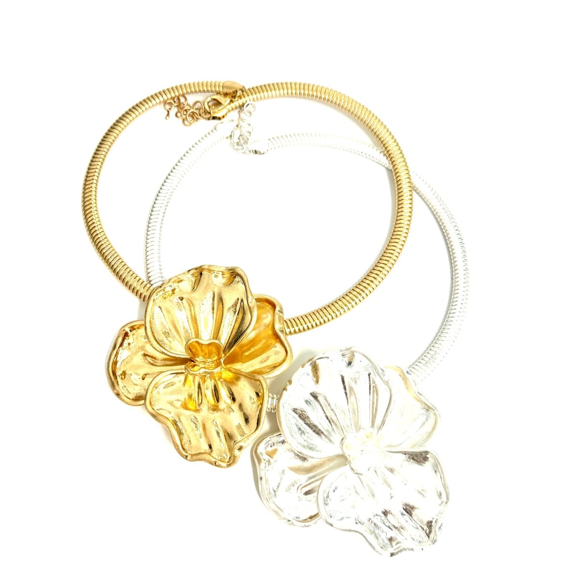 The Pendant Choker- Flower