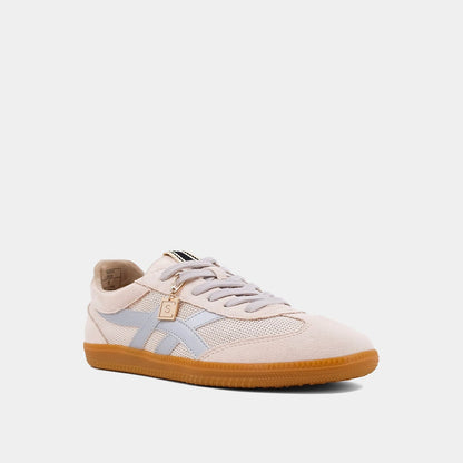 The Beige Sasha Sneaks