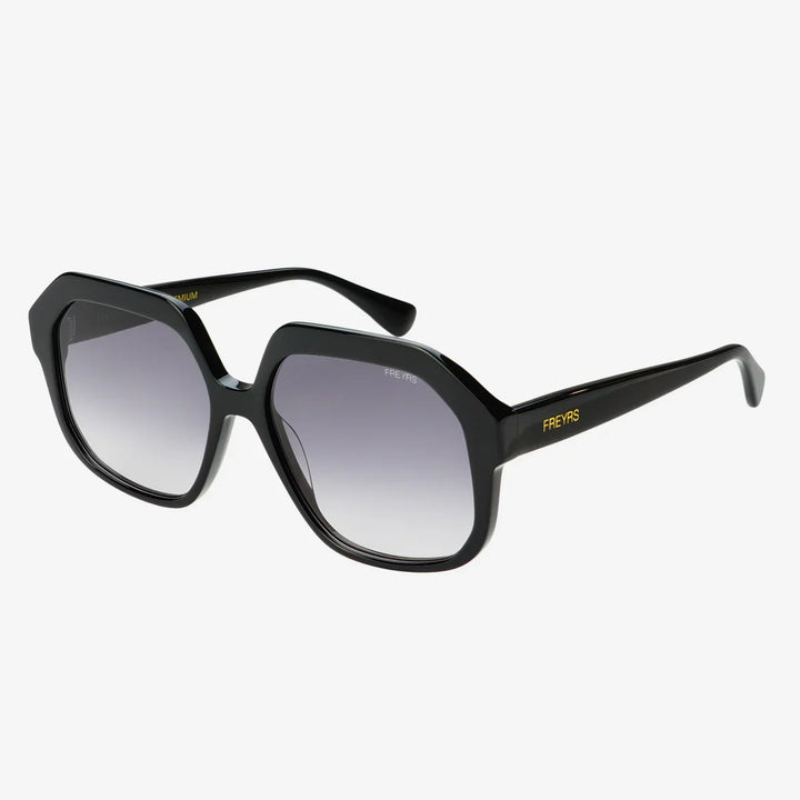 The Stella Sunnies