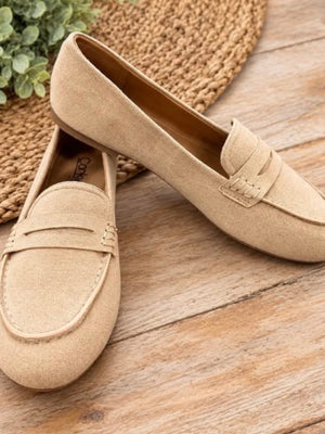 Penny For Your Thoughts Loafers in Gold Pebble