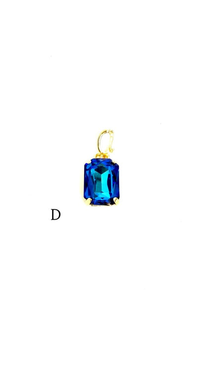 The Magic Mini Queen Charm