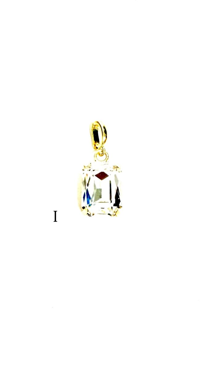 The Magic Mini Queen Charm