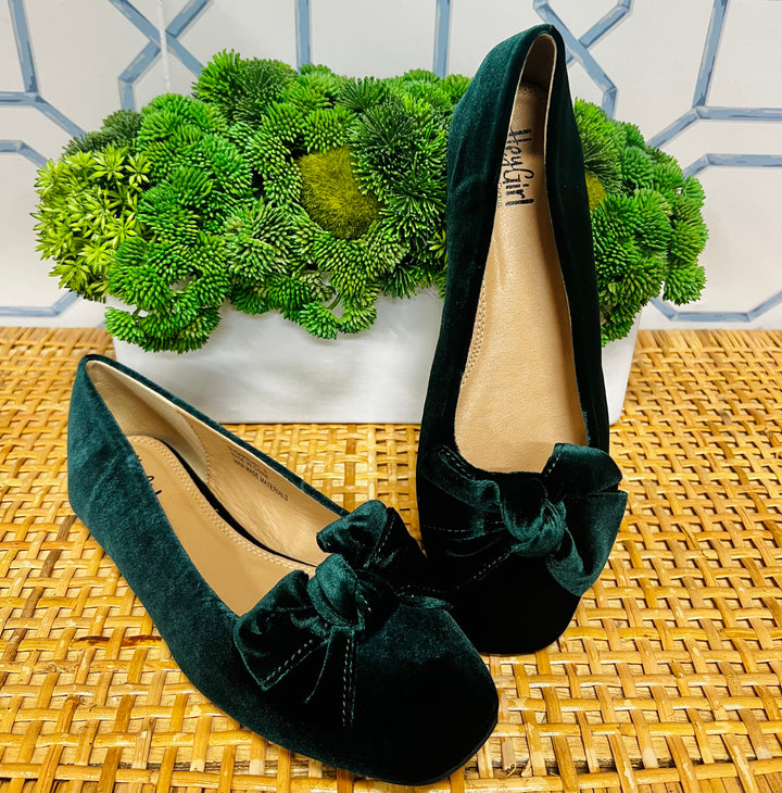 Sugar Rush Velvet Flats in Evergreen
