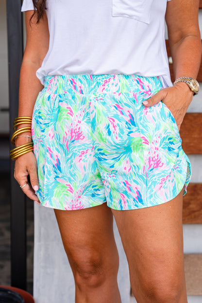The Buckley Shorts in Waterlily
