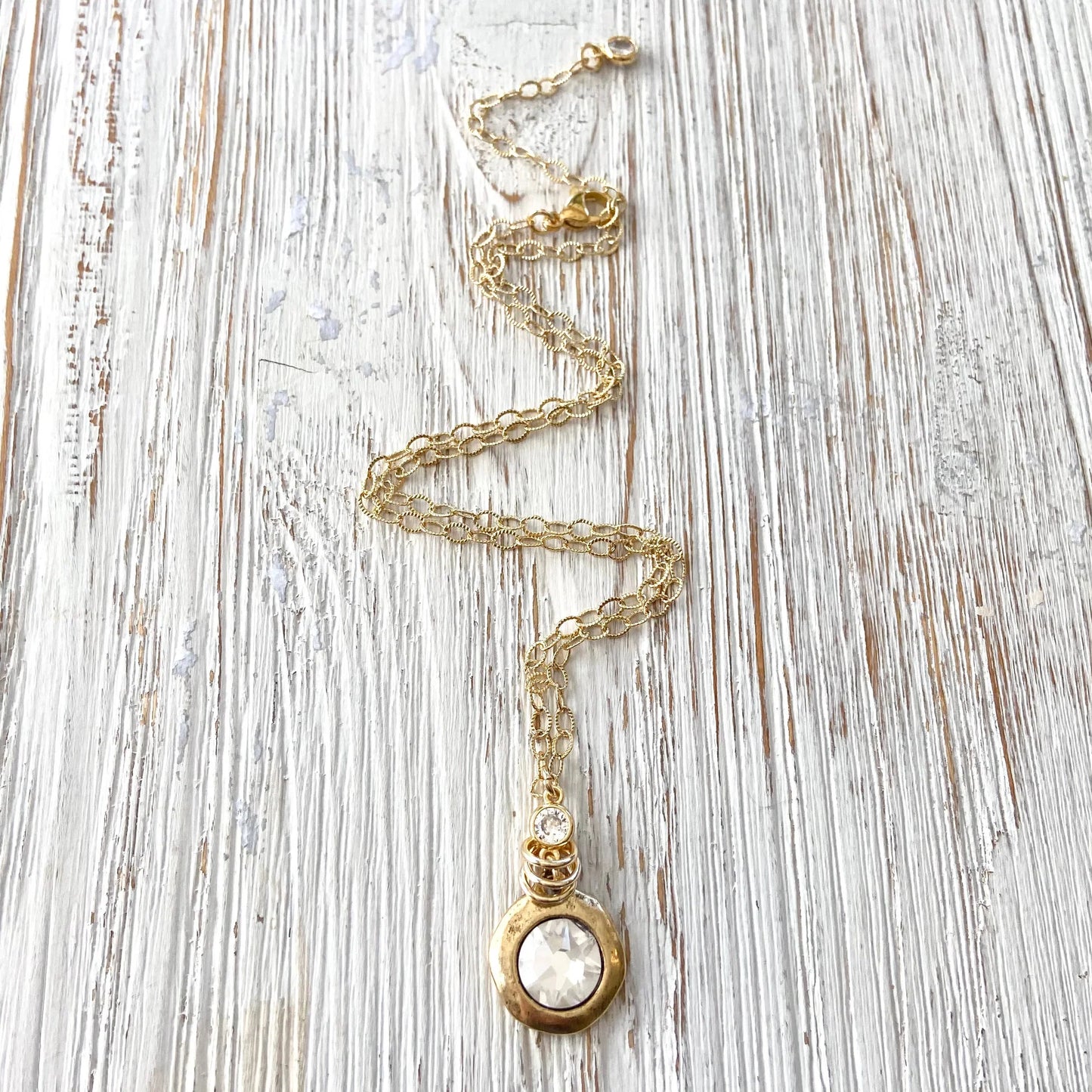 The Radiant Halo Necklace