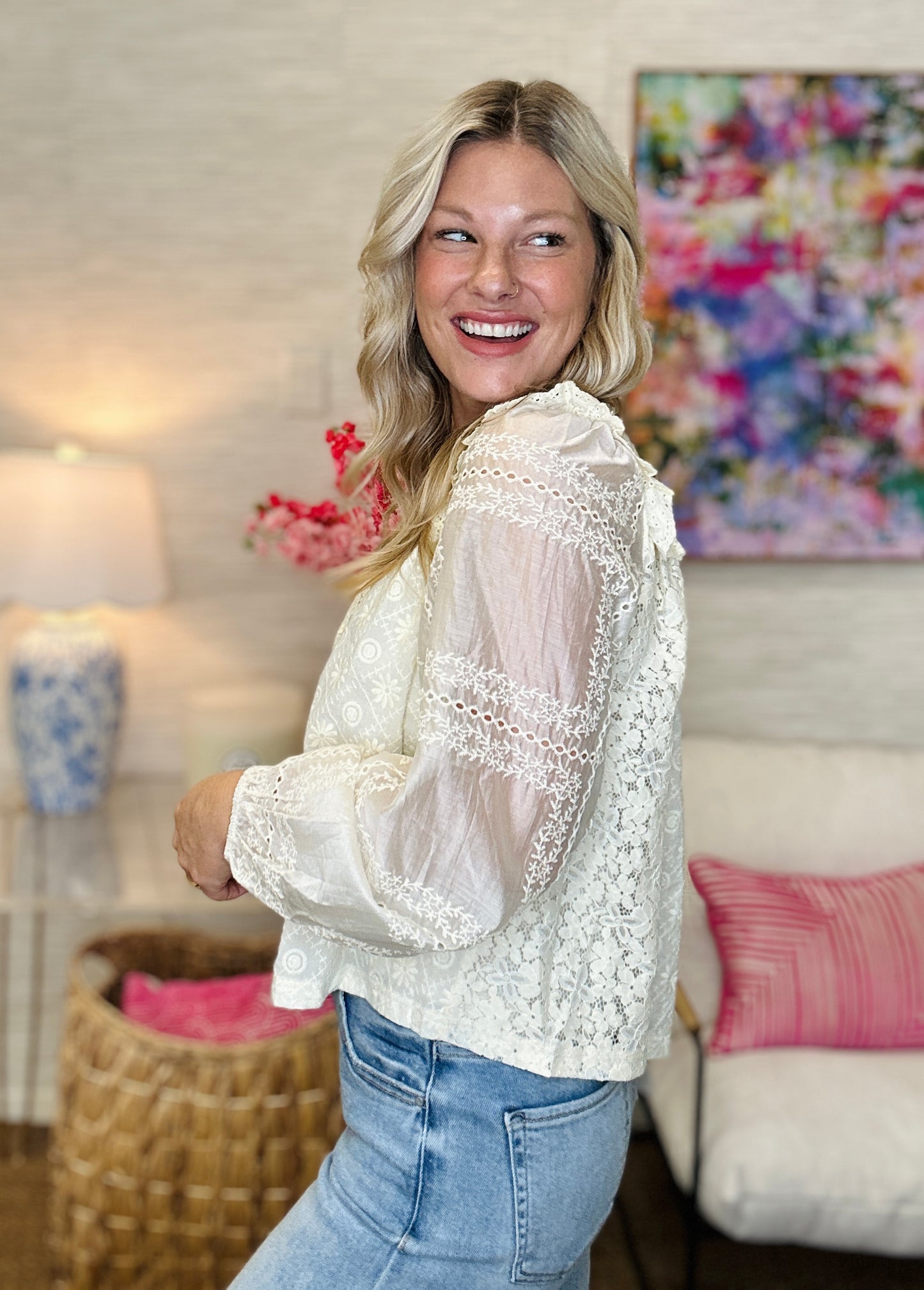 The Romantic Top in Cream