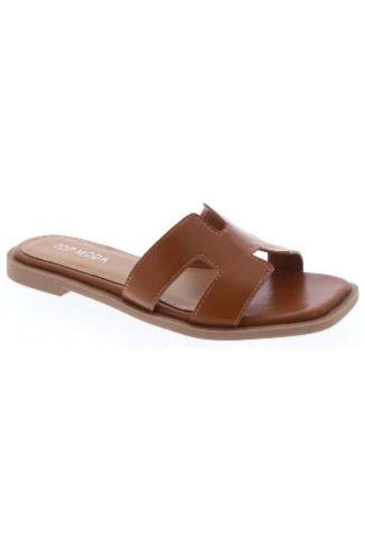 The Kady Slides in Cognac