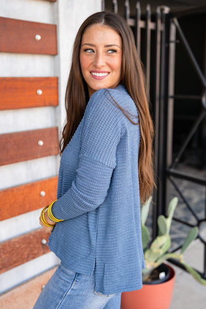 The STEAL Travis Top in 13 Colors