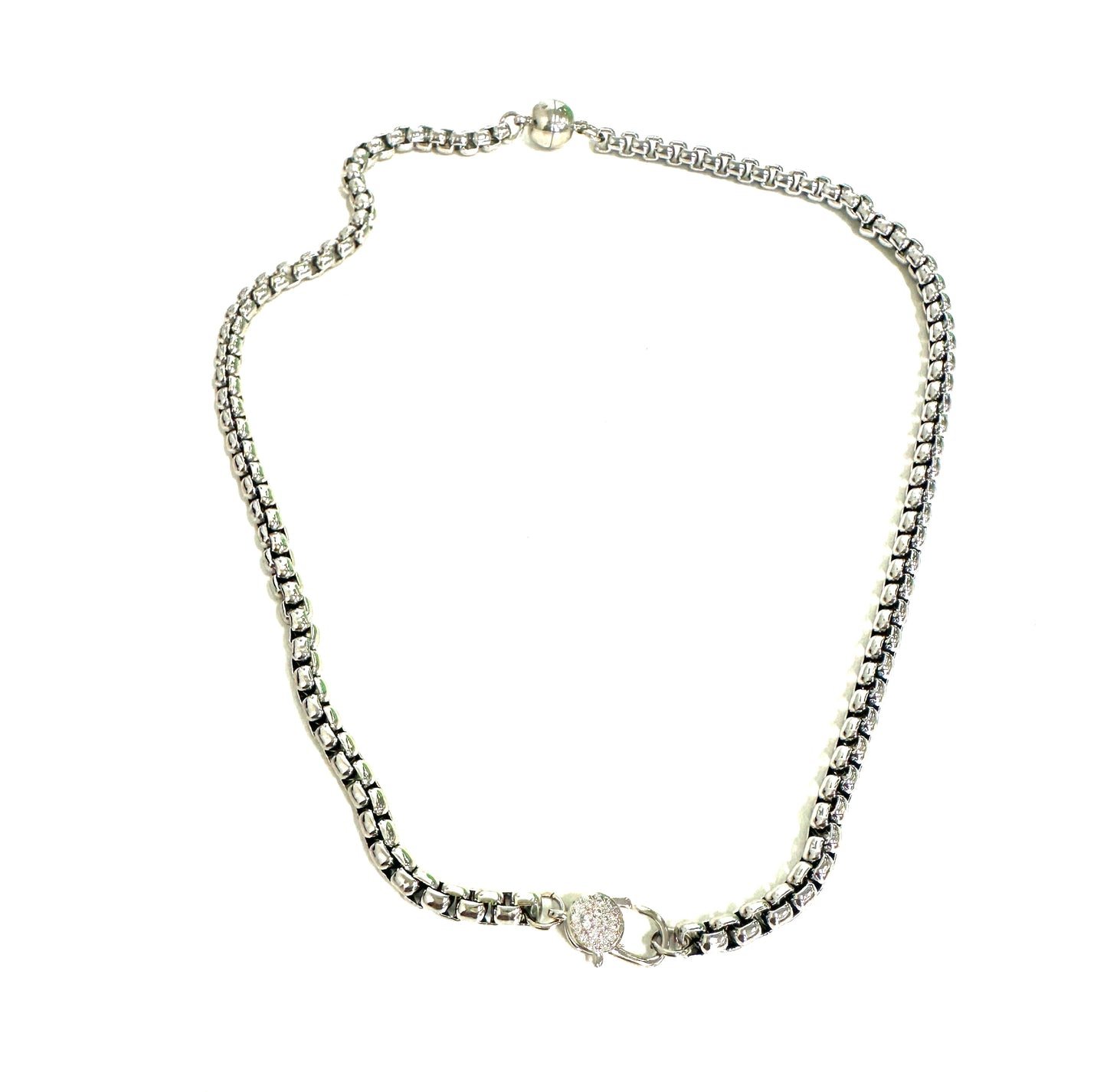 The Magic Carl Necklace