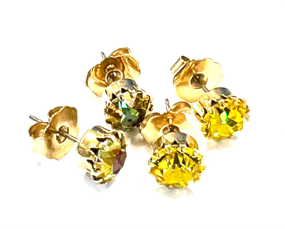 TOVA Chrisley Studs- Lots
