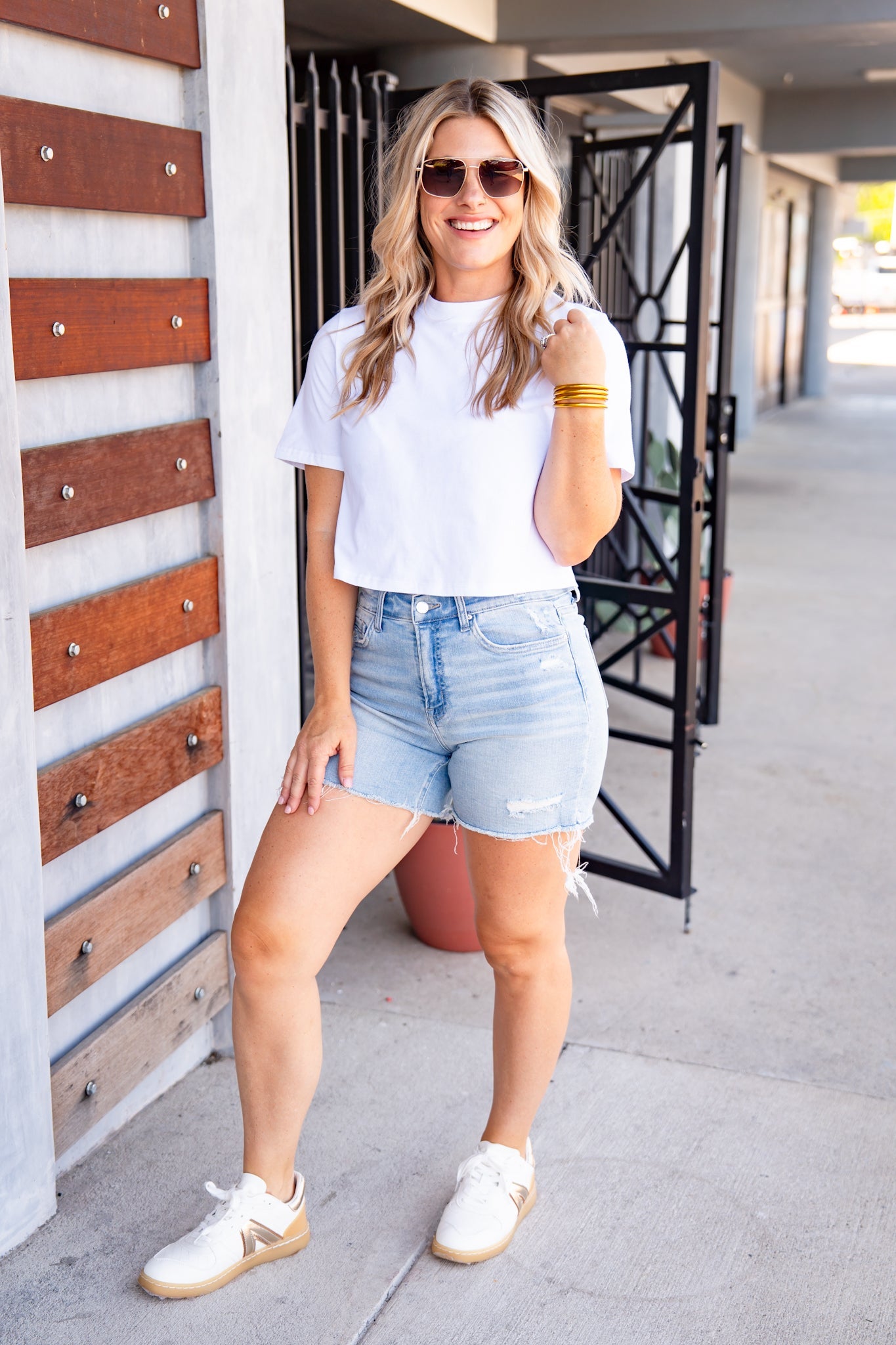 The Buckley Ella Tee - 11 Colors/AS