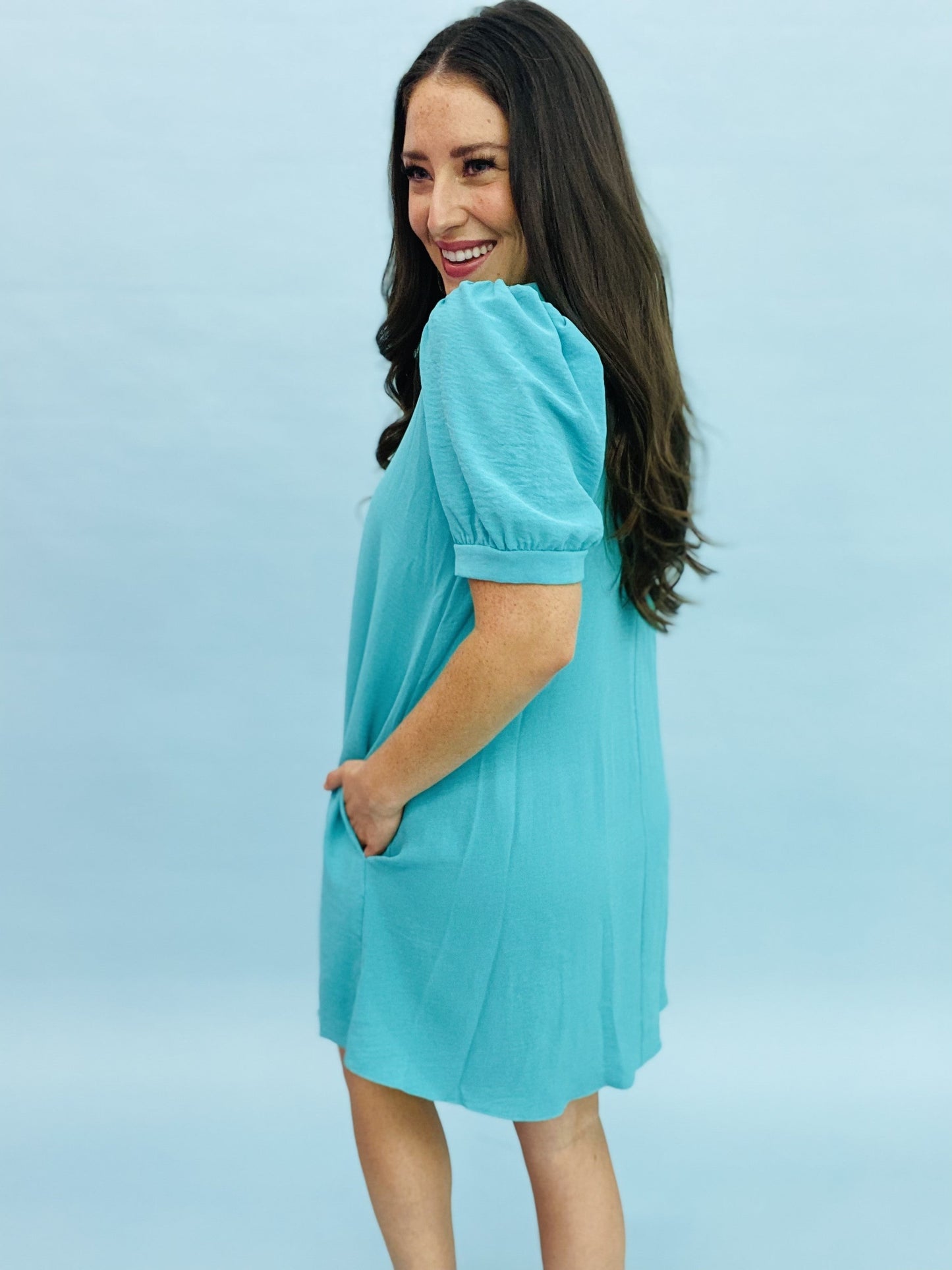The Solid Airflo Pocket Dress - 5 Colors/AS