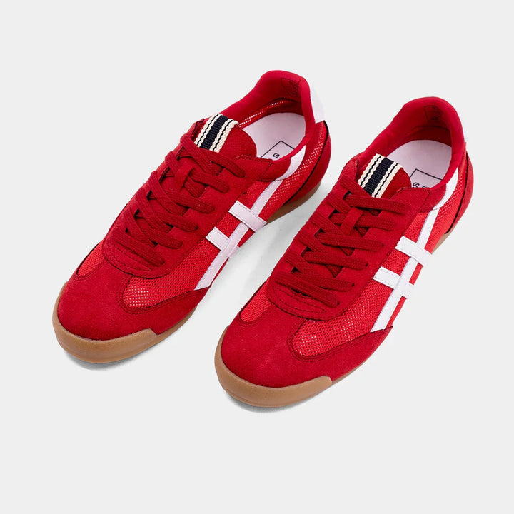 The Red Sedona Sneaks