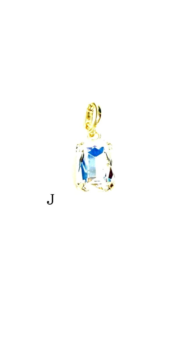 The Magic Mini Queen Charm