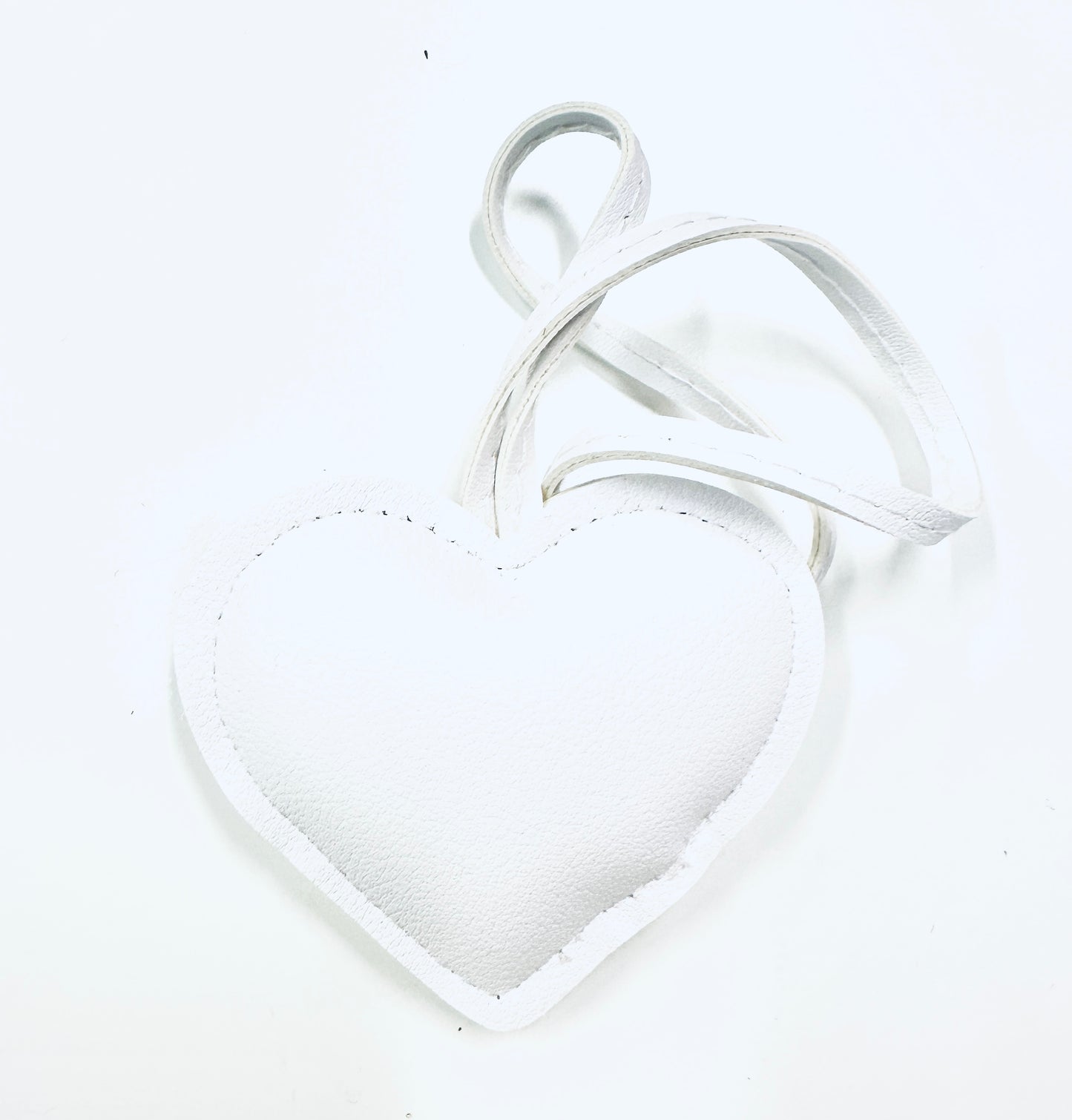 PF Doorbuster-Heart Bag Charms