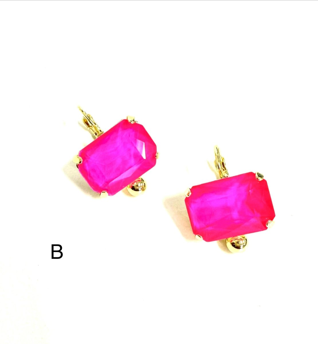 The Magic Dangle Earrings