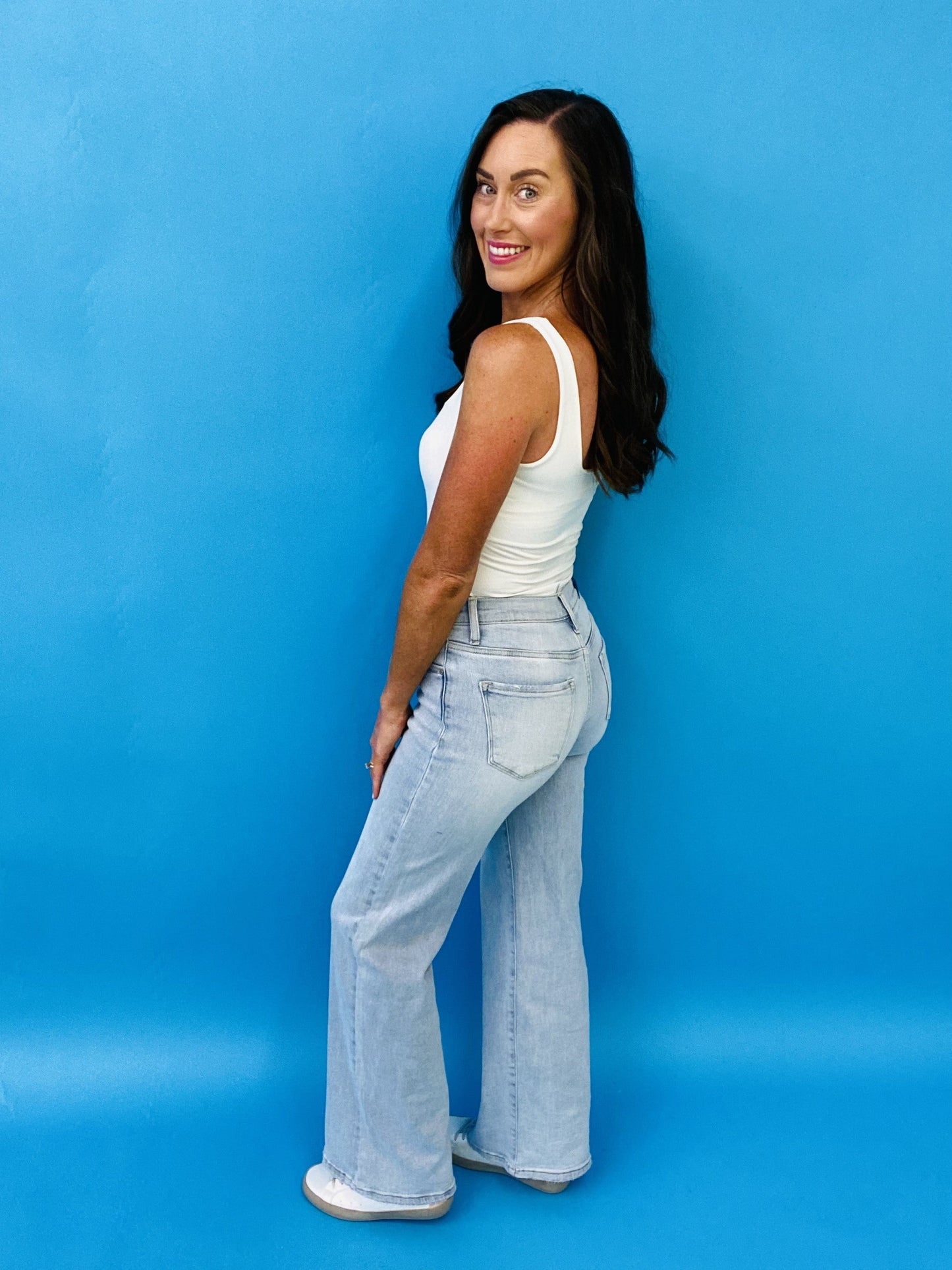 The Landri Wide Leg Jeans - AS
