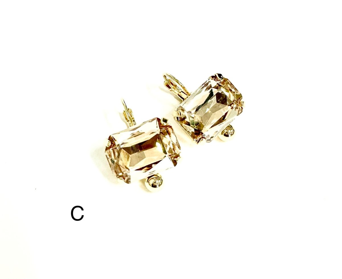 The Magic Dangle Earrings