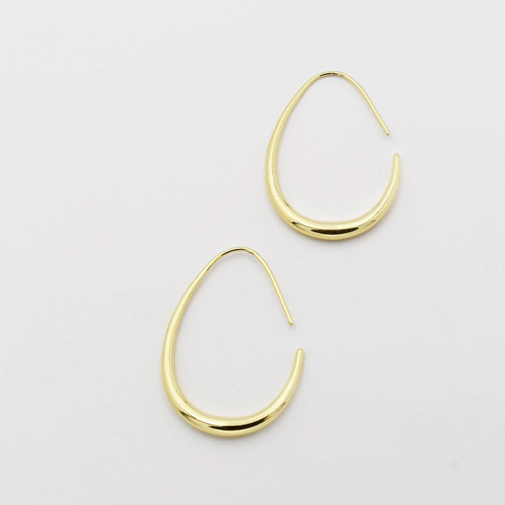 The STEAL Dainty Hoops