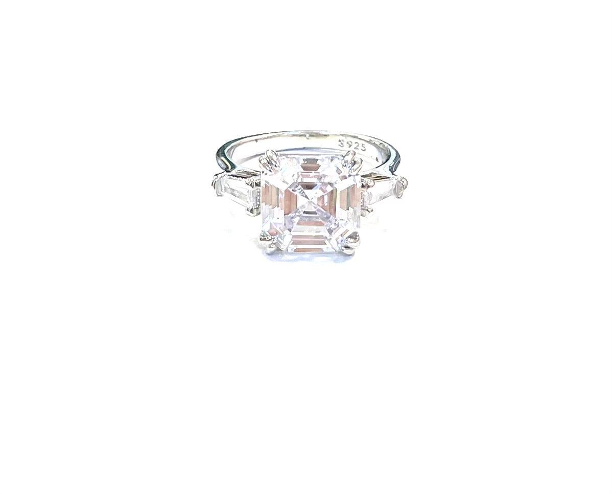 The Upgrade Side Flat Stones Ring