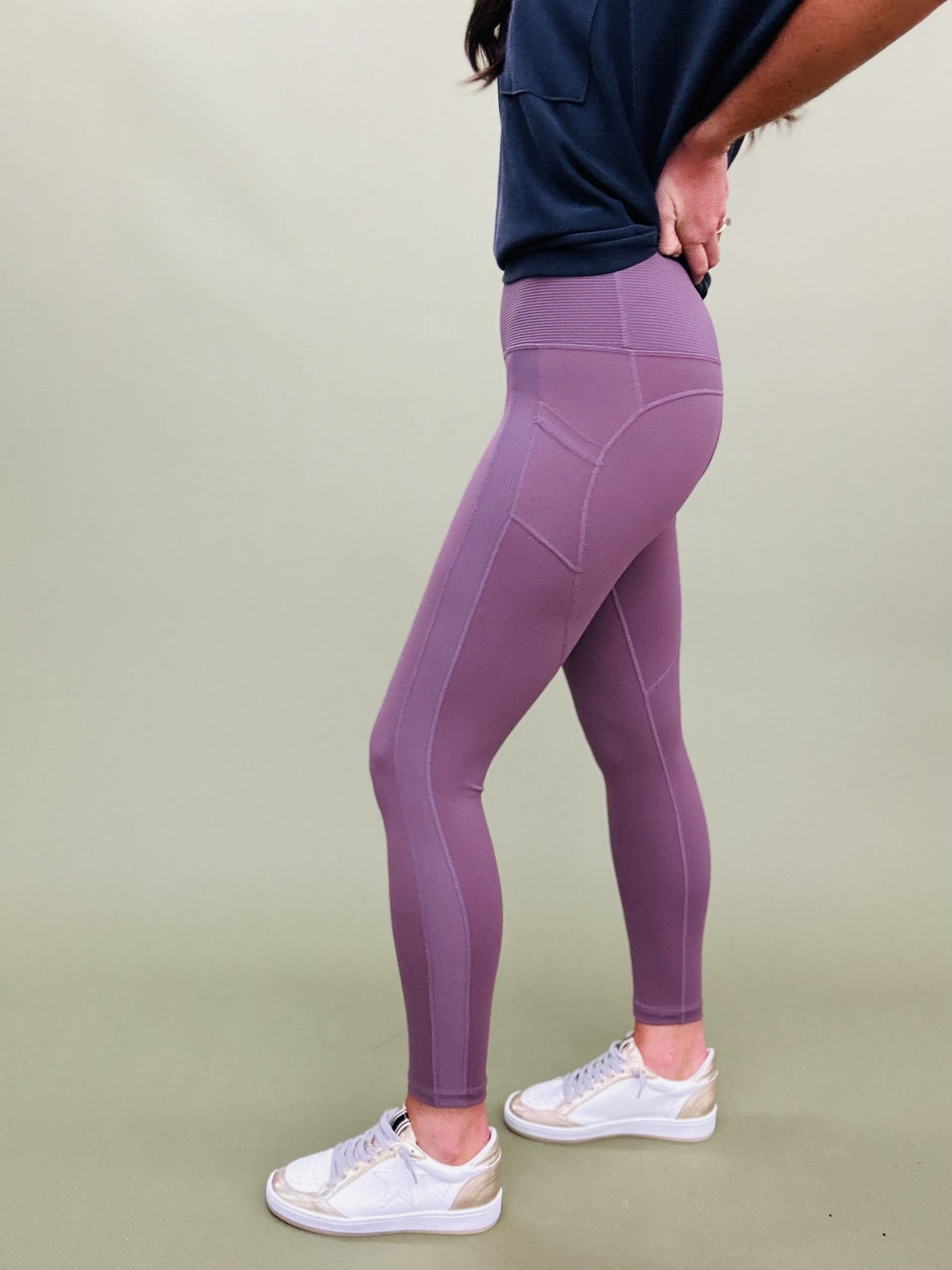 The Birch Stitch Leggings in 2 Colors/AS