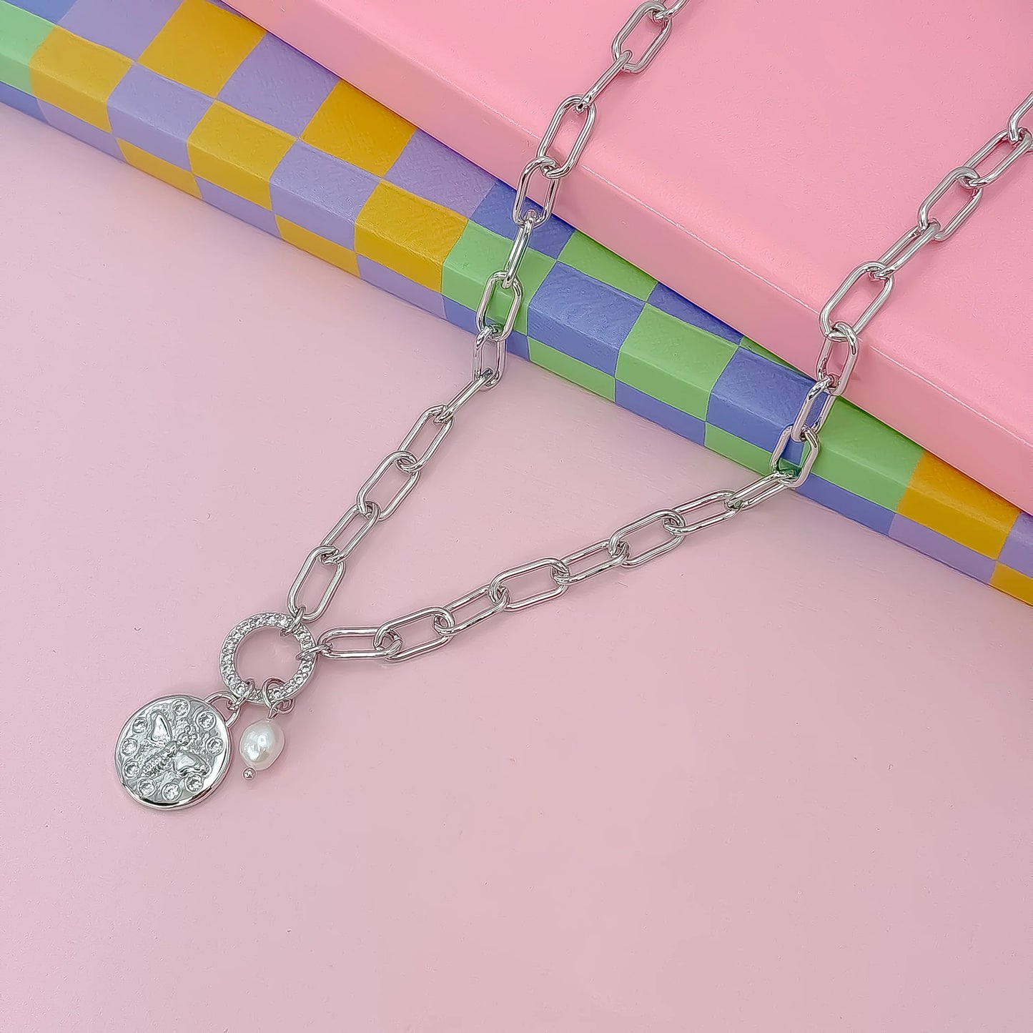The STEAL Bee Divine Necklace