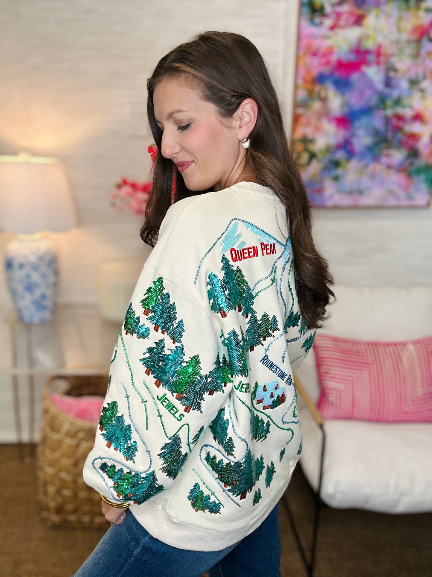 QOS Sparkle Slope Scenery Sweatshirt