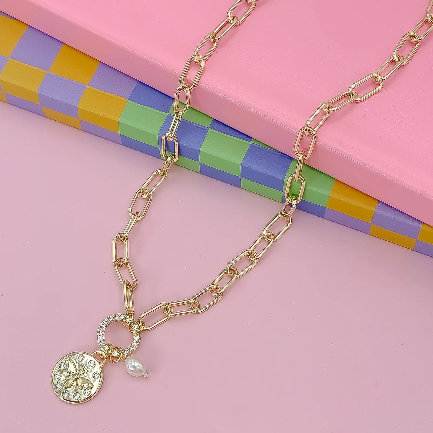 The STEAL Bee Divine Necklace