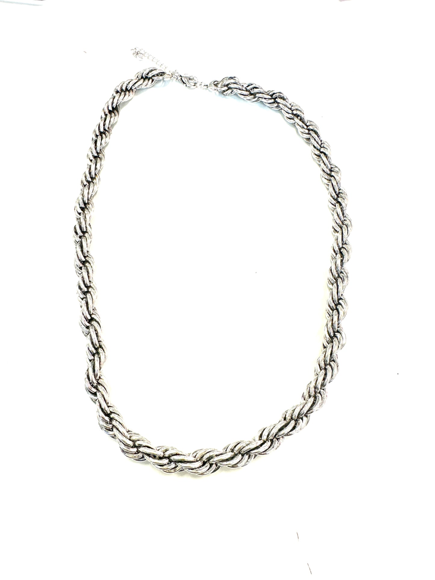 The Vela Necklace