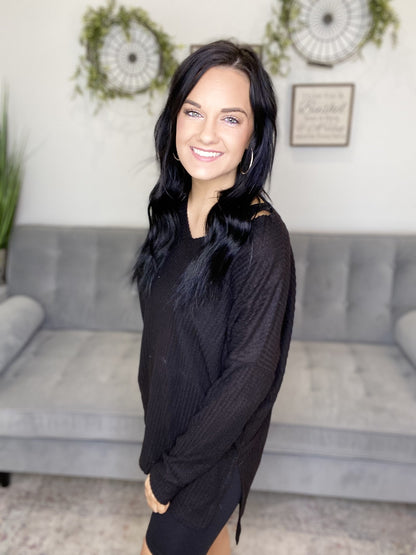 LD STEAL 56-Black Bessie Tunic
