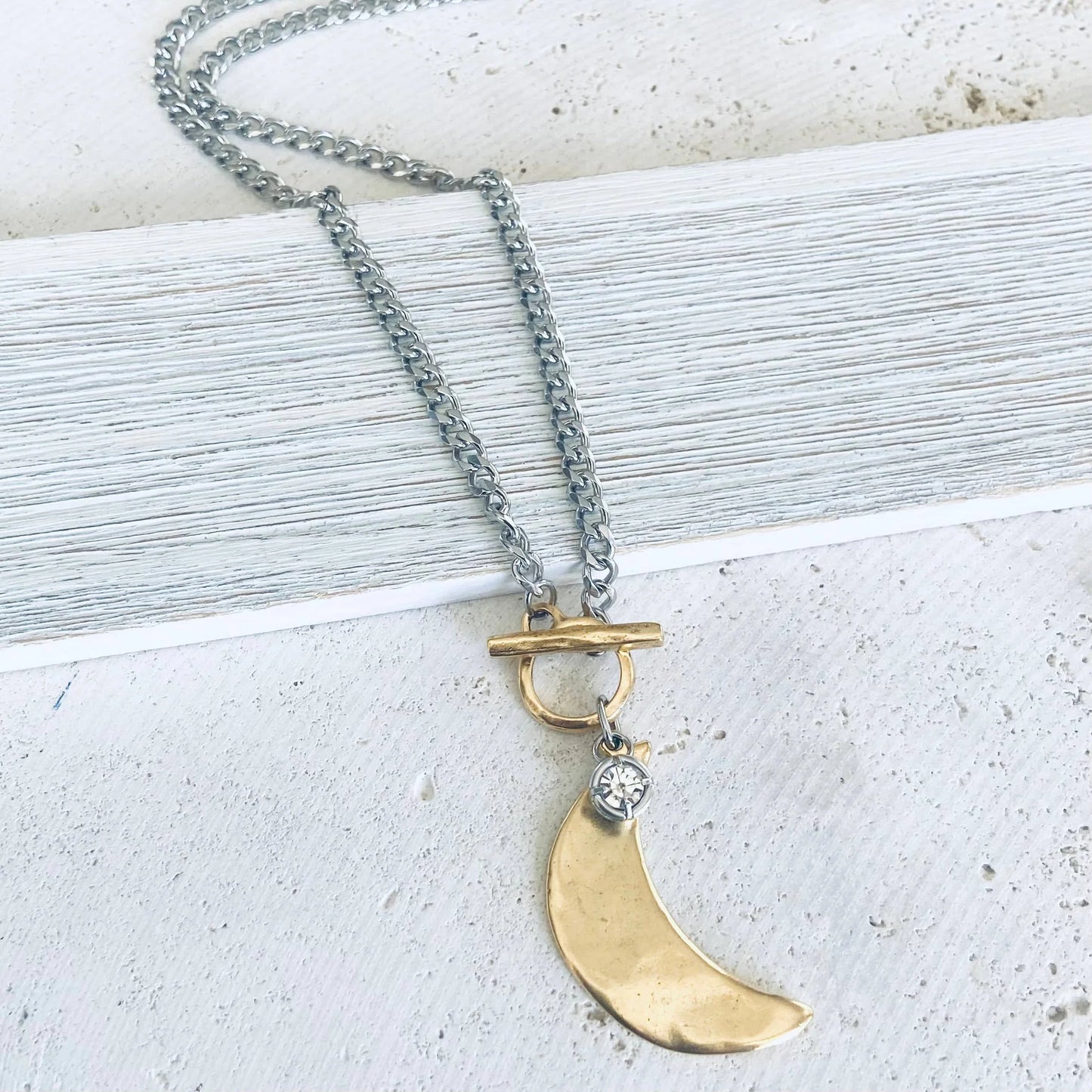 The Large Pendant Toggle Necklace-3 Options