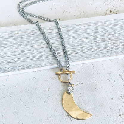 The Large Pendant Toggle Necklace-3 Options