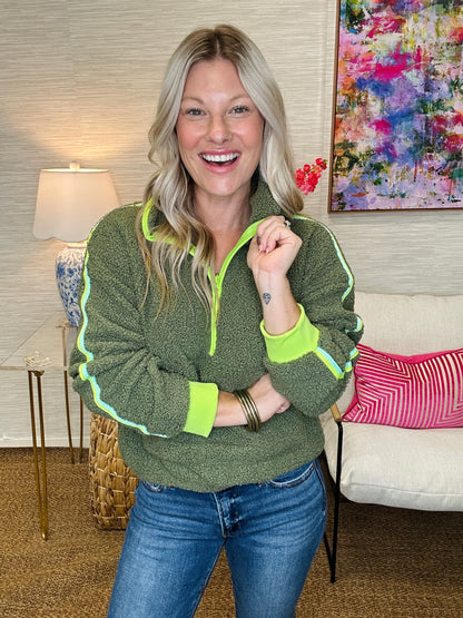 Around The Clock Teddy Pullover