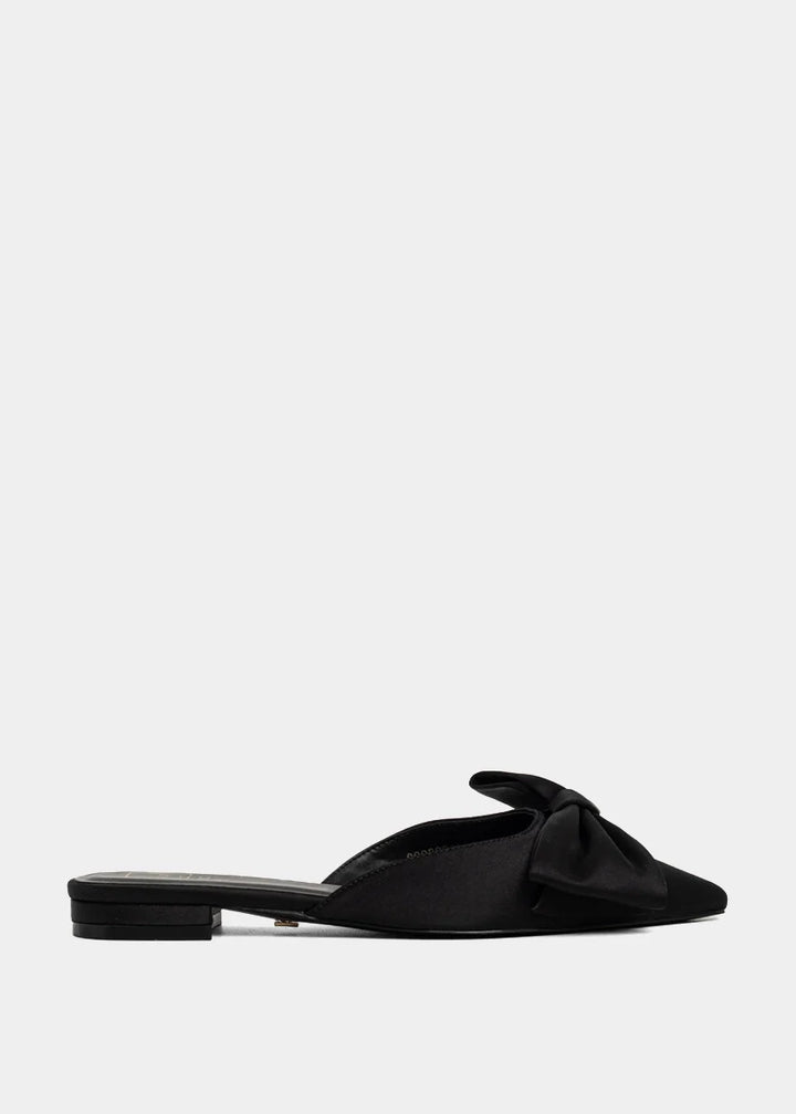 The Dorothy Slides in Black