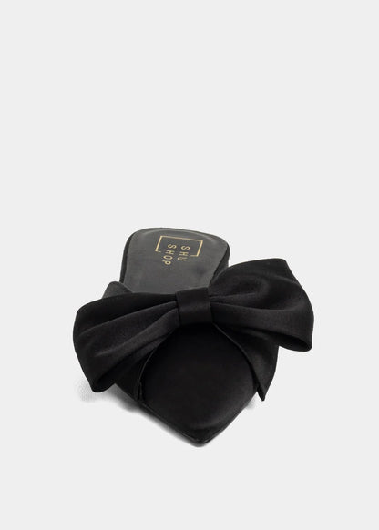 The Dorothy Slides in Black