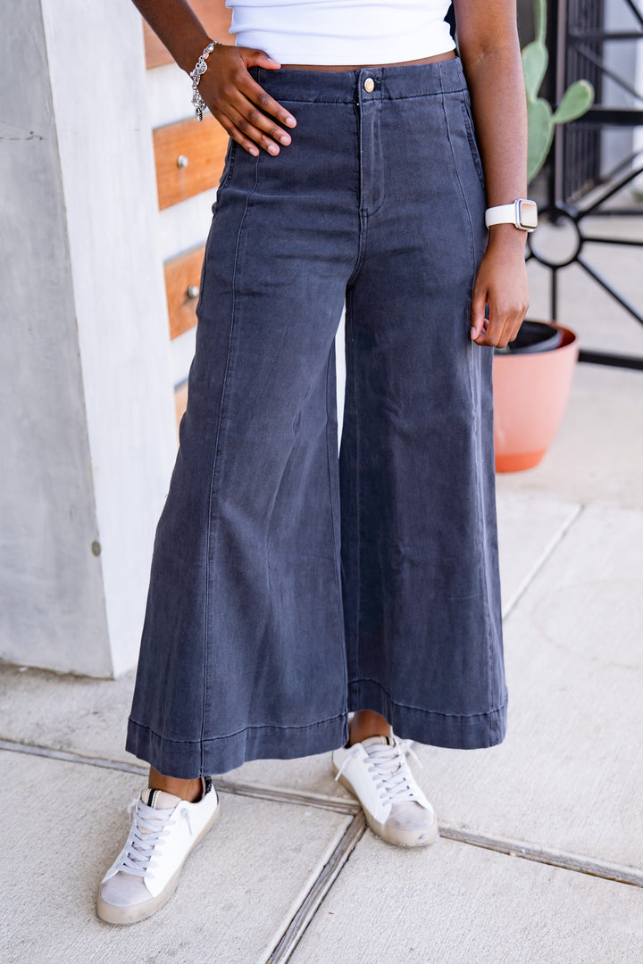 The Larson Wide Leg Pants