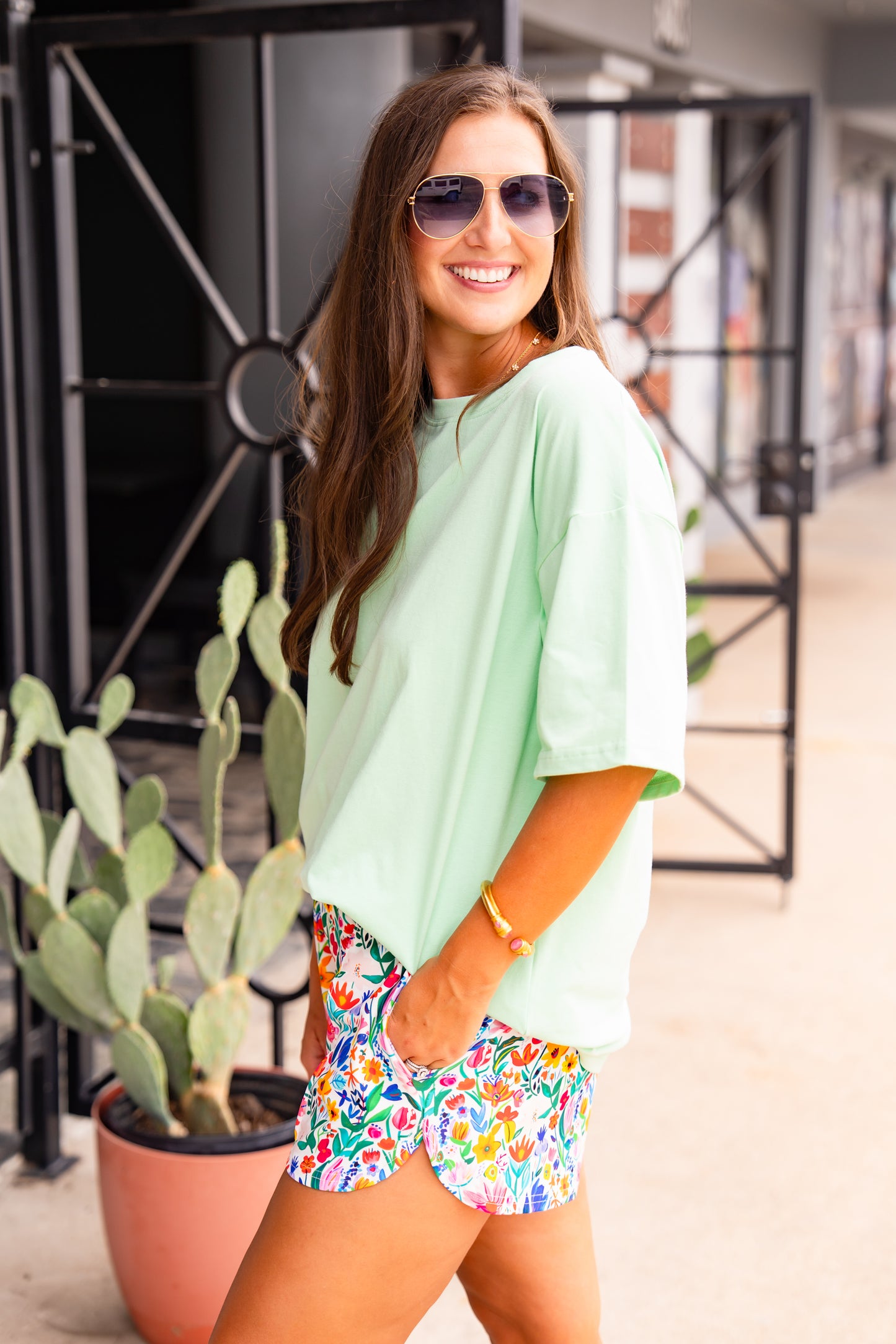 The Buckley Primo Tee-30 Colors-XL-3X