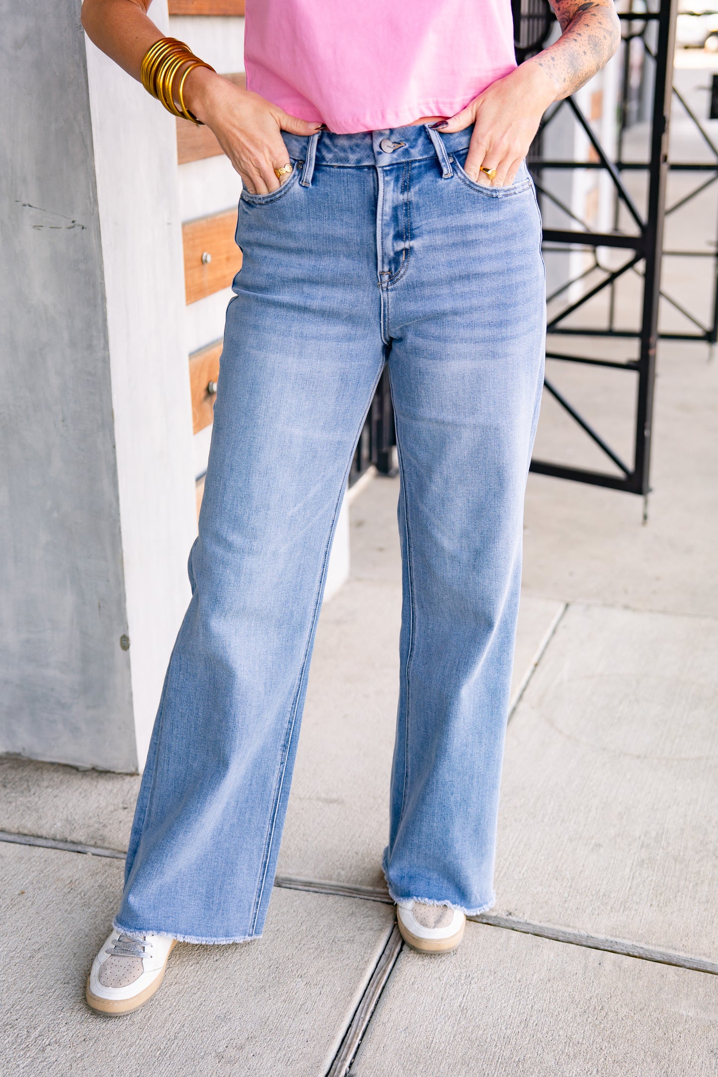 The Non-Distressed Billie Jeans