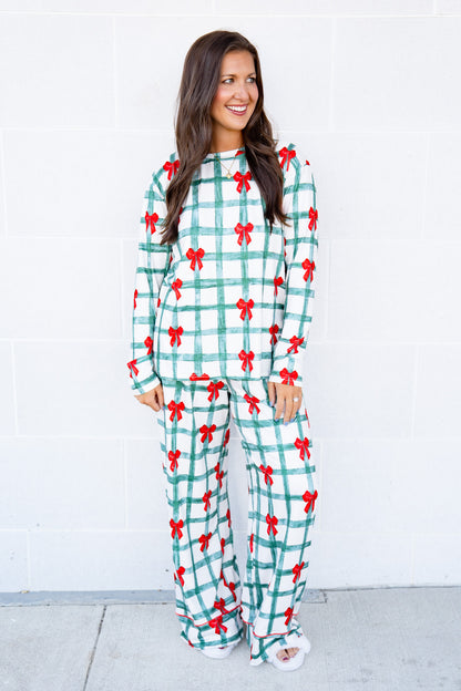 The Buckley Elizabeth 2.0 Set in Under the Tree