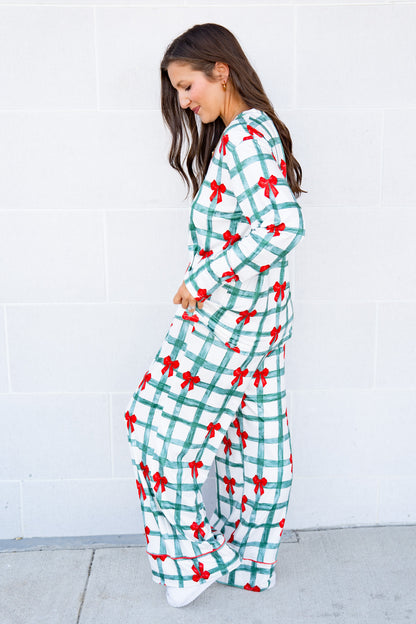 The Buckley Elizabeth 2.0 Set in Under the Tree